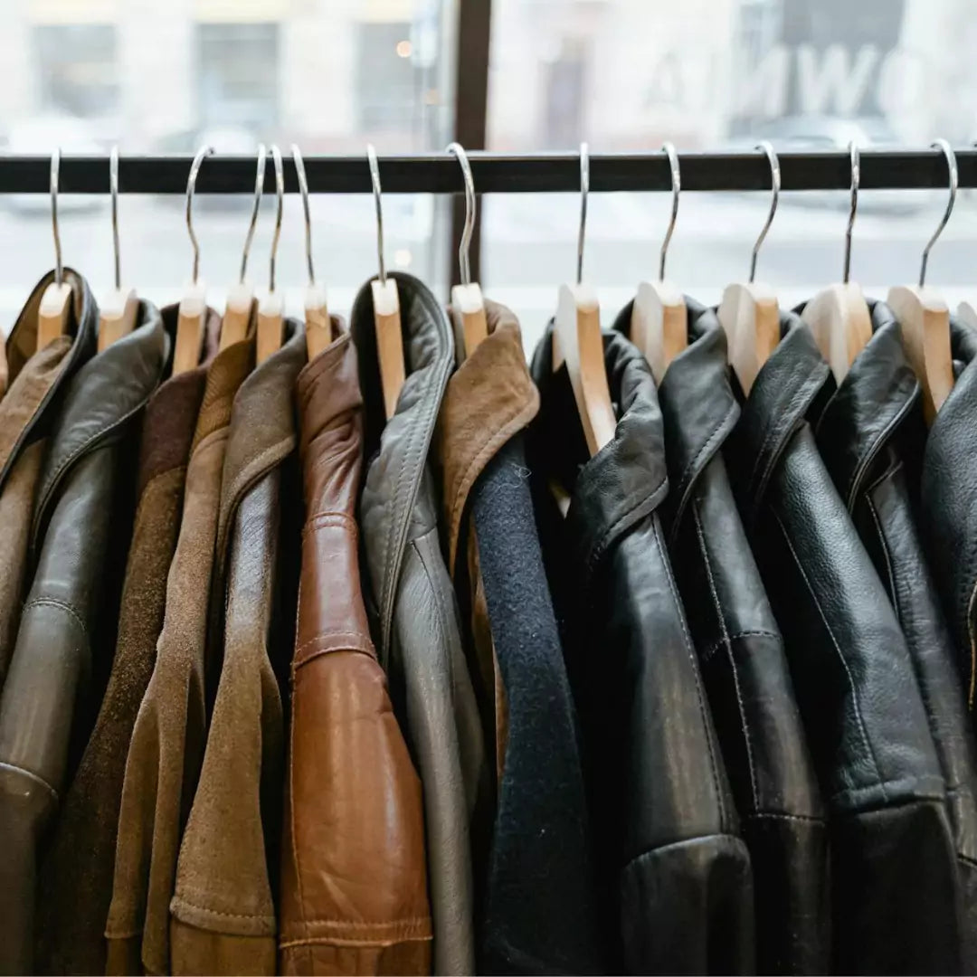 Unpacking Key Features and Qualities of Leather Clothing